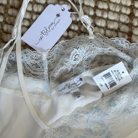 In bloom by Jonquil slip - Picture 4 of 5